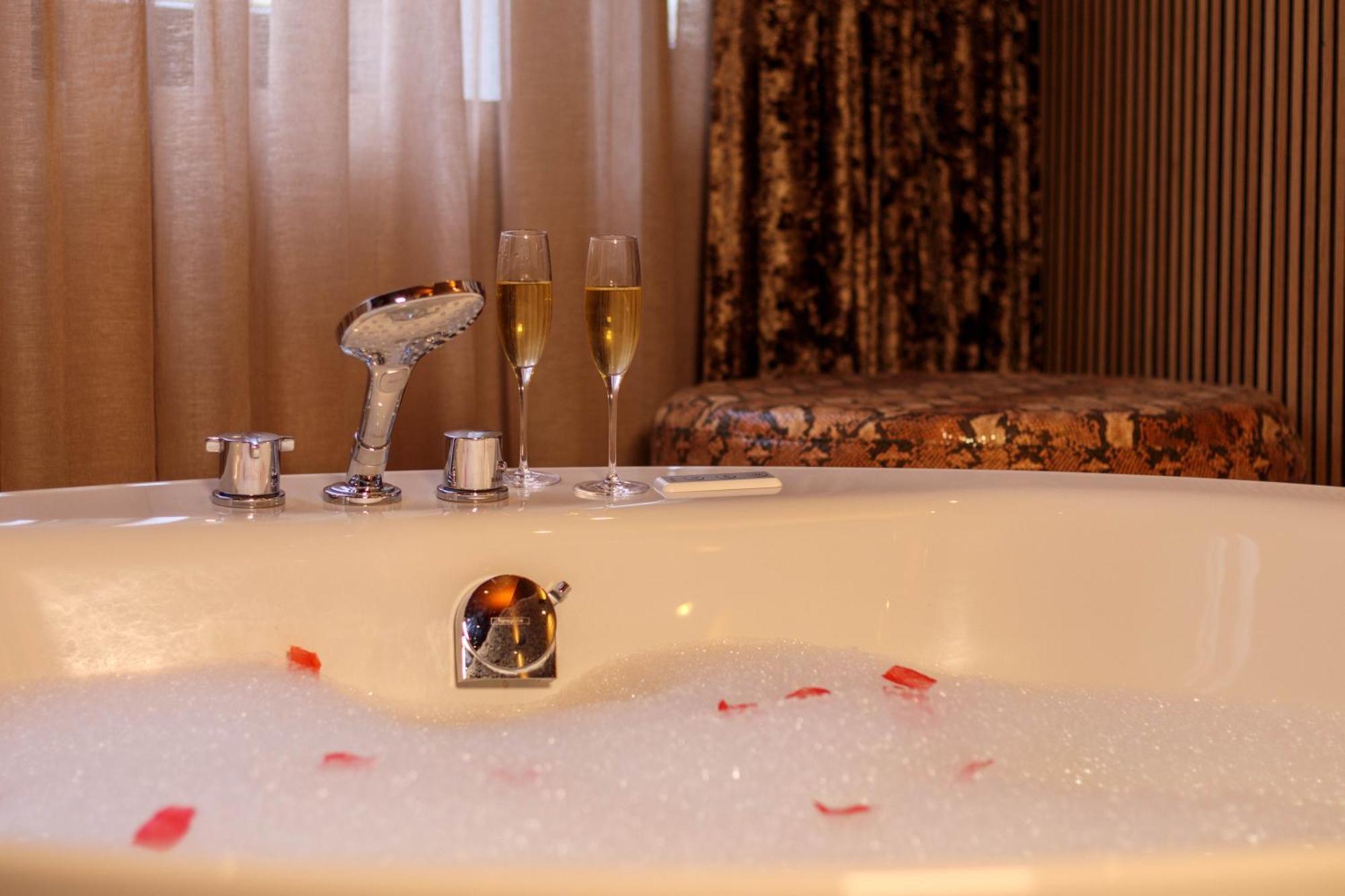 Manzo'S Suites Zaandam Dış mekan fotoğraf